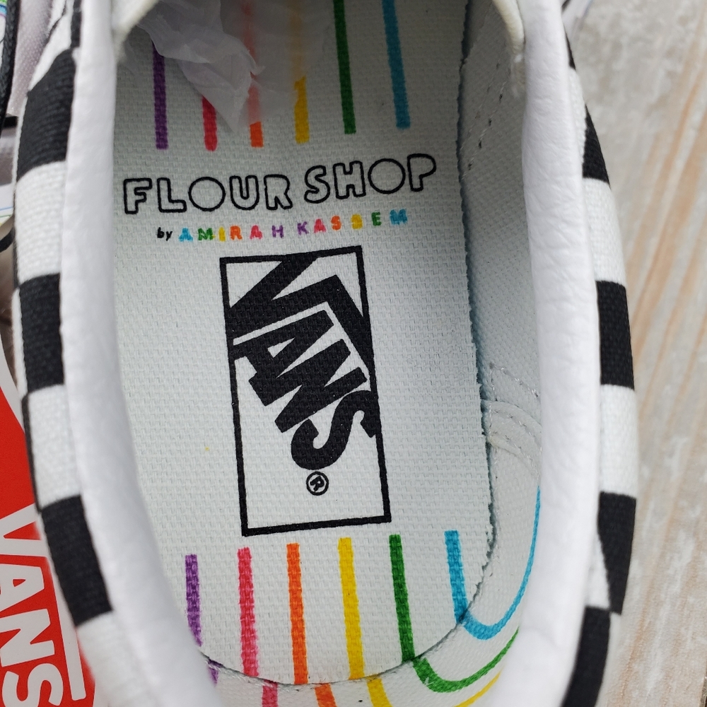 Vans X Flour Shop Classic Slip On - Picture 5 of 10